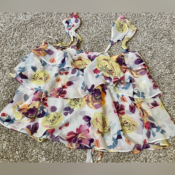 Forever 21 | Floral Ruffle Cami Top – Tiered Spaghetti Strap Crop - Picture 3 of 5